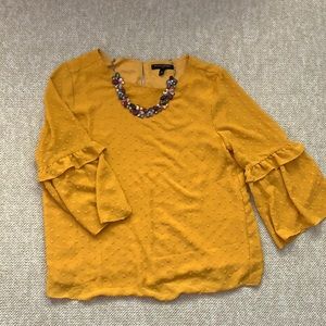 Banana Republic flowy yellow gold top M